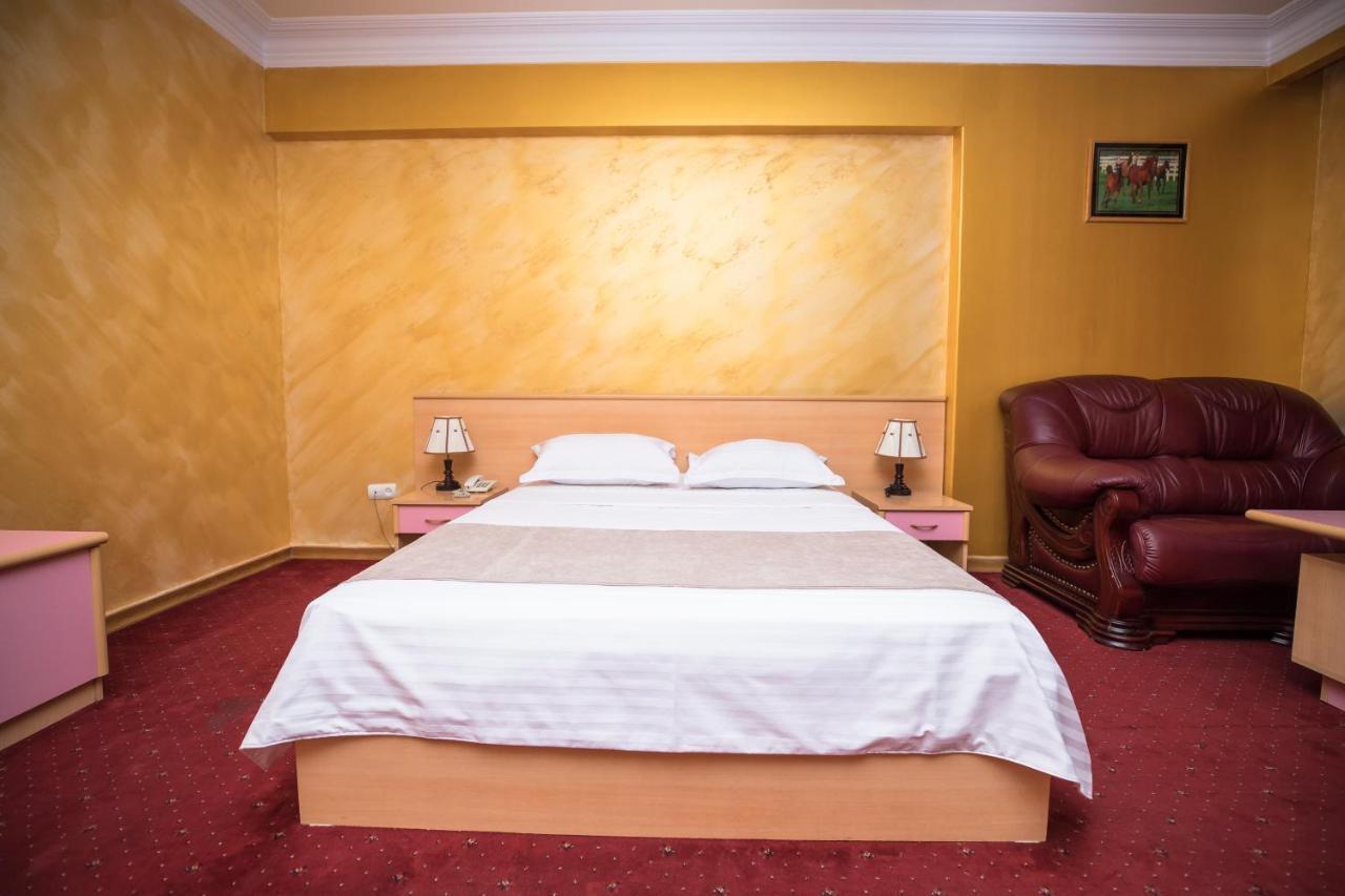 Nor Dzoraberd Hotel Complex Yerevan Ngoại thất bức ảnh